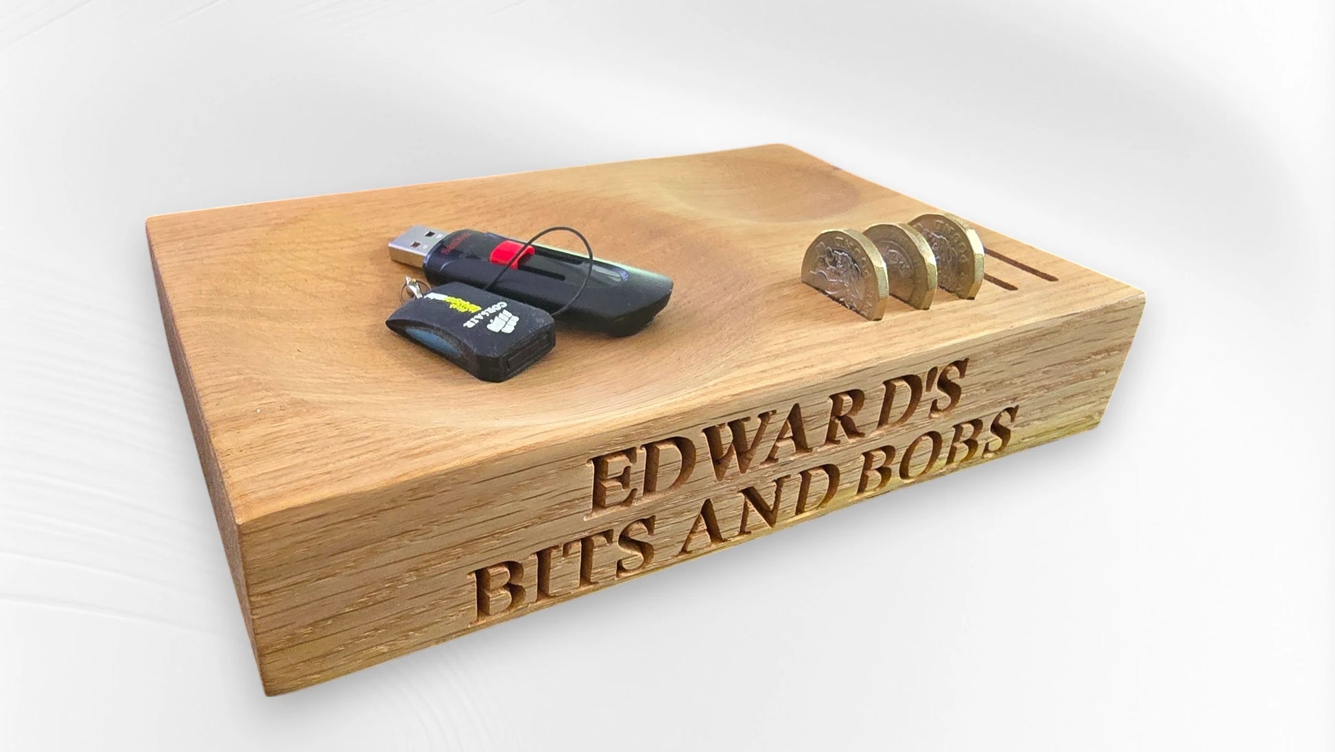 Personalised oak valet tray engraved with “Edward’s Bits and Bobs” — handcrafted wooden organiser for coins, keys, and everyday essentials, ideal gift for men, dads or home office storage.